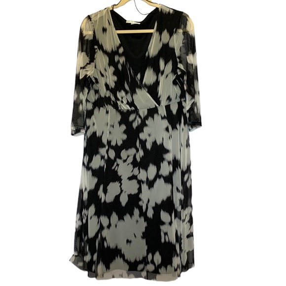 London Times Dresses & Skirts - LONDON TIMES Womens Dress Size 18W Black / White Excellent Condition